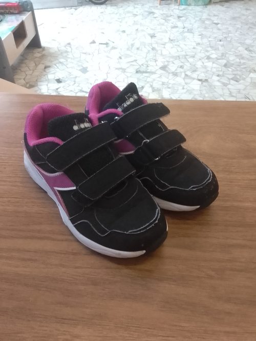Diadora nere rosa numer0 32