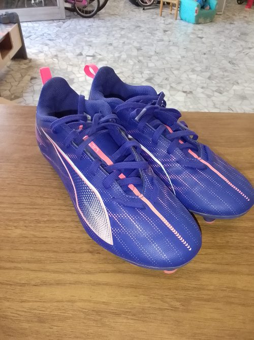 Puma calcio bluette numero 38.5