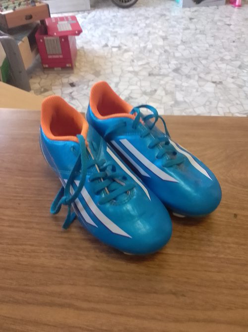 Adidas bluette calcio numero 31